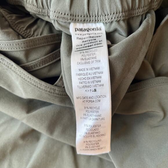 Patagonia Fleetwith Romper Kale Green Size Large - Picture 10 of 10